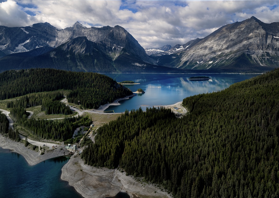 TransAlta Interlakes Facility with Mountain and Lake Landscape